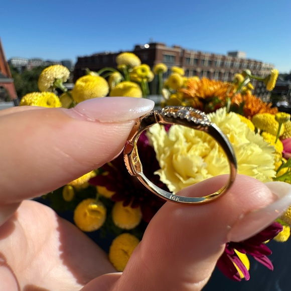 Hexagon Floating Natural Diamond Band in Solid 14k Yellow Gold - Picture 6 of 8